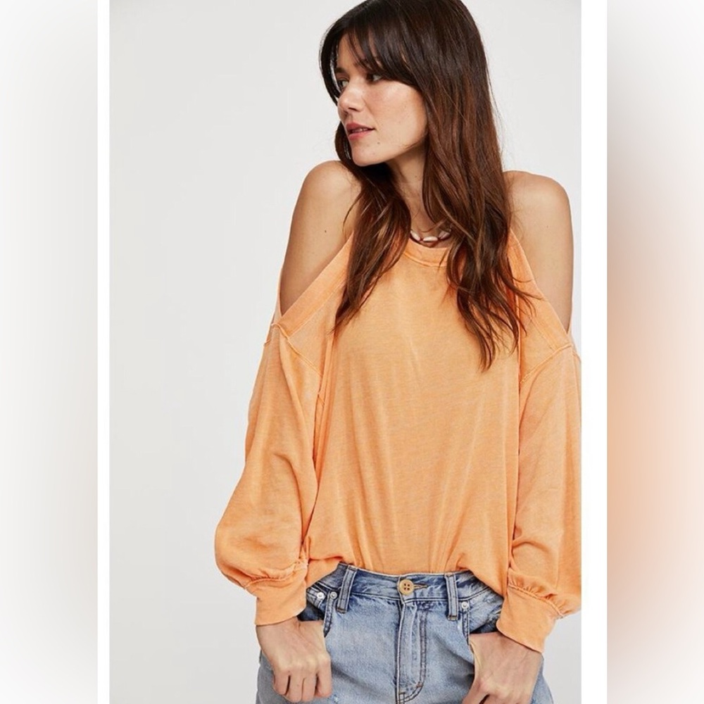 We The Free Chill Out Long Sleeve, sz Medium